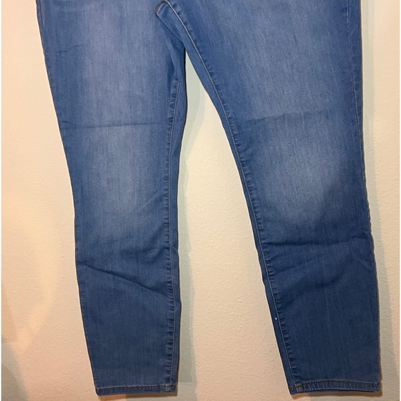 Target High Rise Skinny Universal Thread 18/34R - Picture 3 of 8